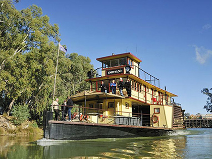 Paddlesteamer on the Murray River.