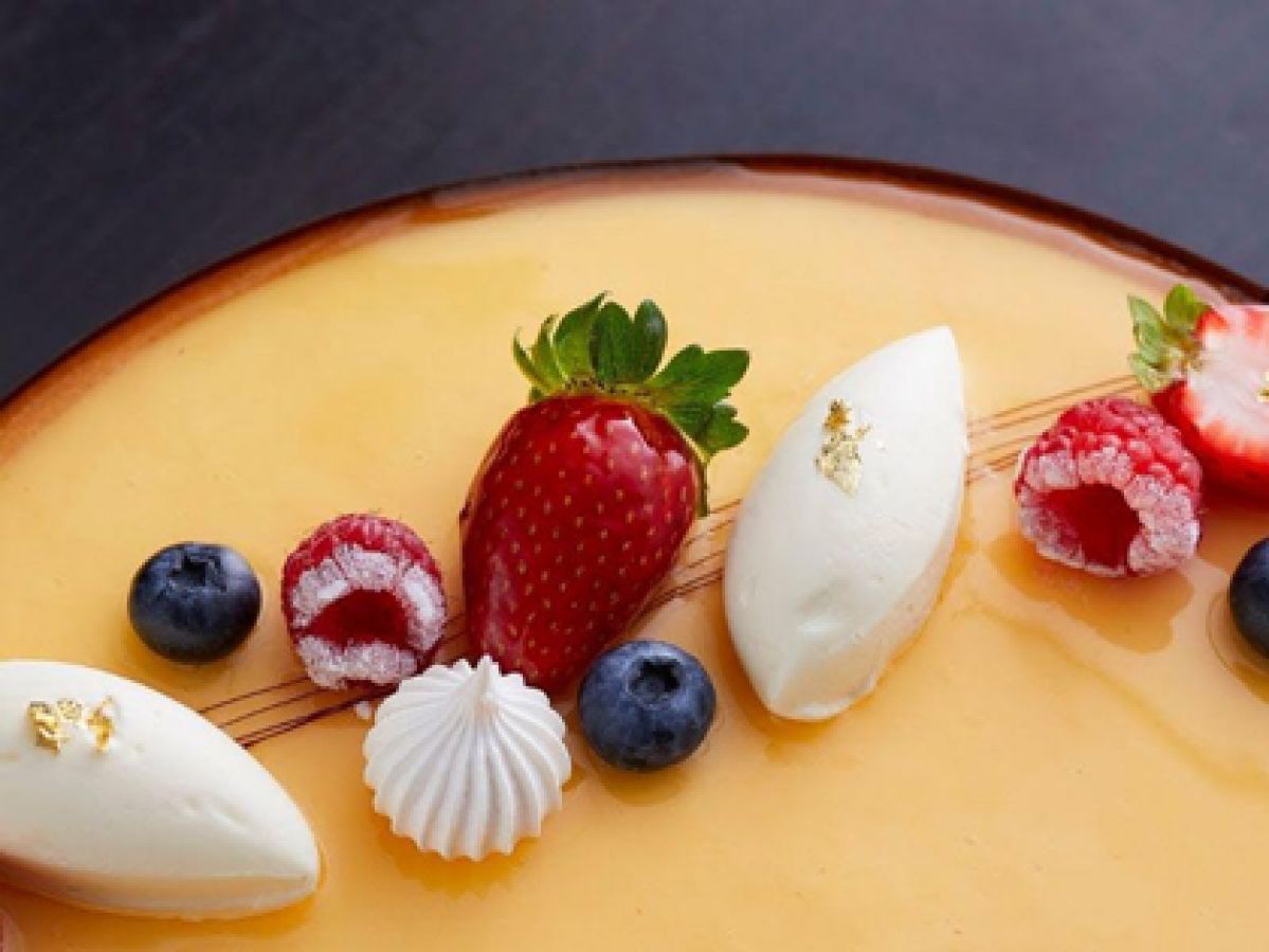 The Le petit Gateau lemon tart.