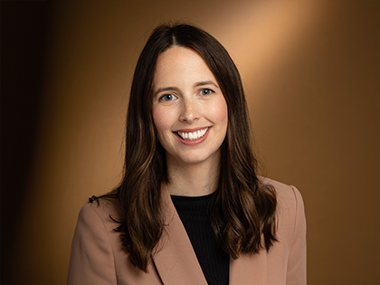 Headshot of Louise Sporton