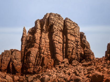 stones-oil-on-linen-420x315