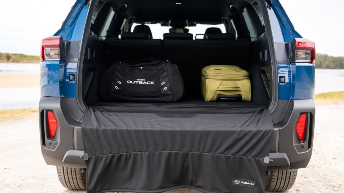 Subaru-Outback-Wilderness-cargo-cover
